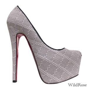 Christian Louboutin Raffia Daffodile Heels SZ 36